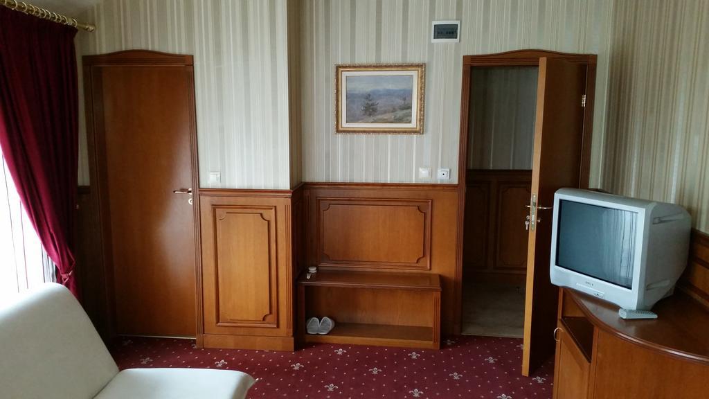Hotel Brothers Szmoljan Kültér fotó